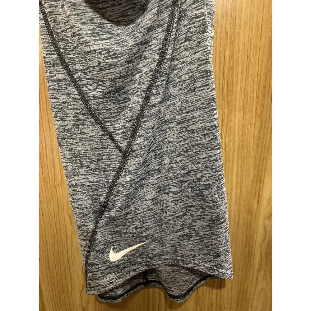 Nike Big Girls Dry Dri-FIT Grey Training Tank Top AH3955-010‎ Size Large